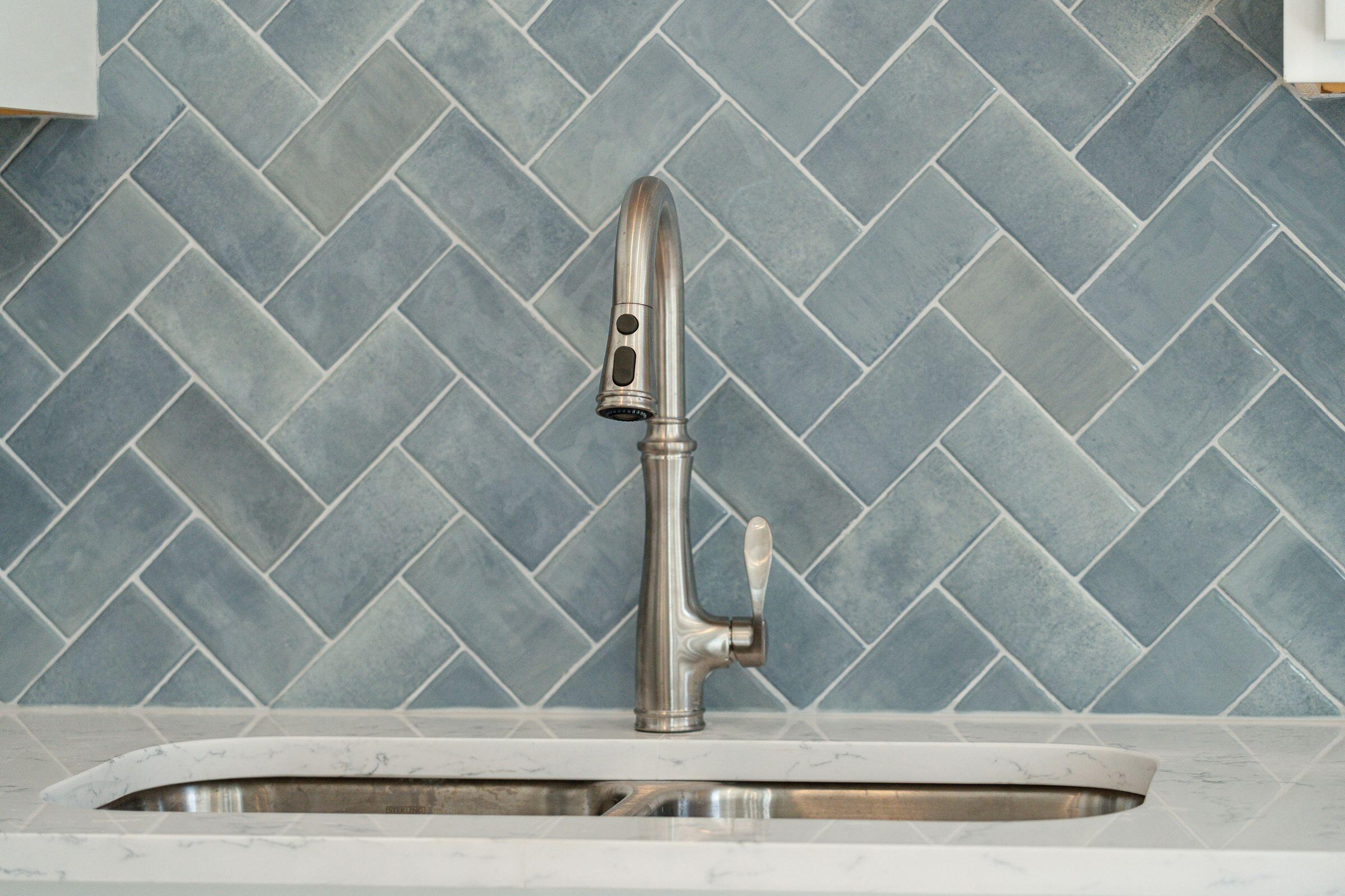 438 Queenview Lane Charleston, SC 29414 - Photo 8 of 28 Kitchen