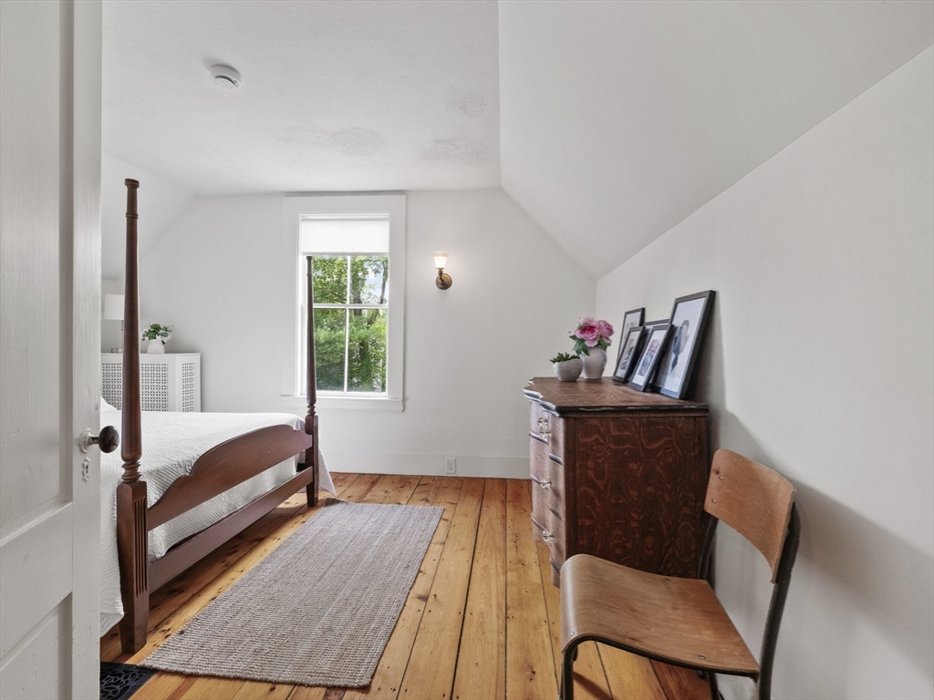 62 Crest Street Concord, MA 01742 - Photo 22 of 38