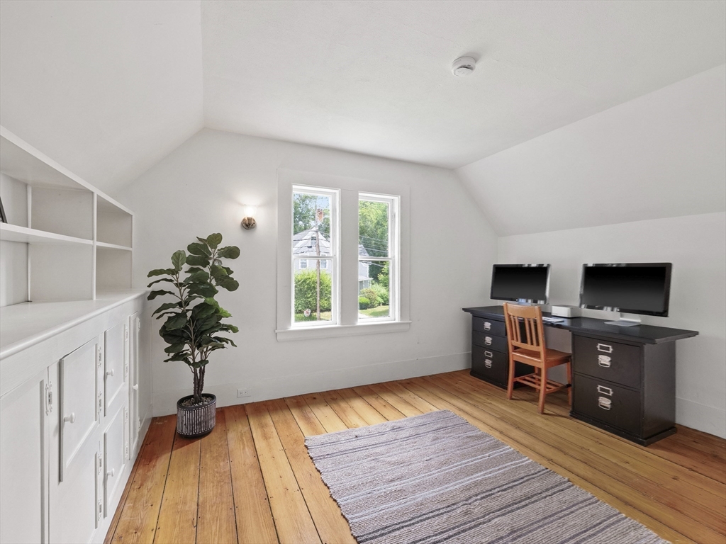 62 Crest Street Concord, MA 01742 - Photo 23 of 38