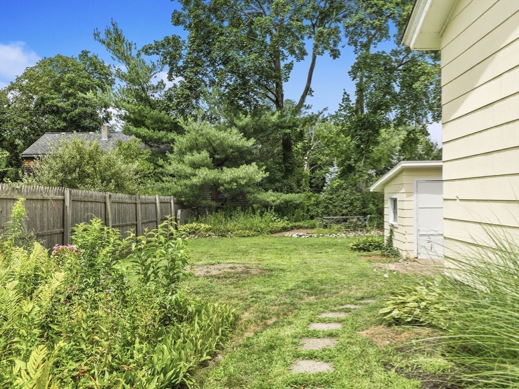 62 Crest Street Concord, MA 01742 - Photo 37 of 38