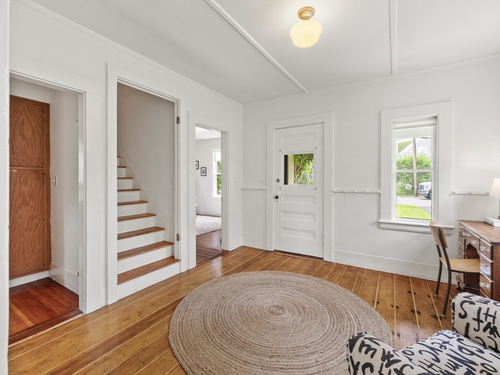 62 Crest Street Concord, MA 01742 - Photo 9 of 38