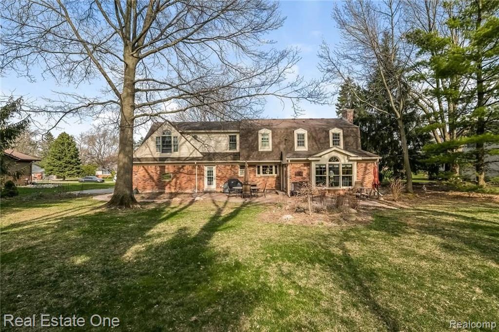 764 Leinster Road Rochester Hills, MI 48309 - Photo 39 of 46