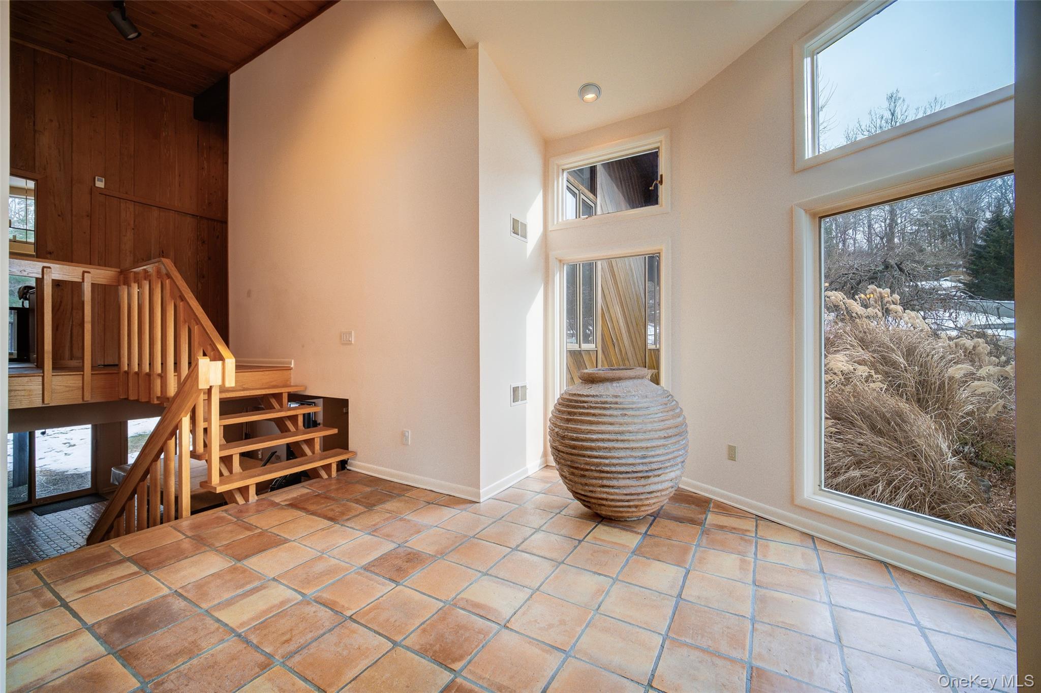 24 Spook Rock Road Suffern, NY 10901 - Photo 4 of 33