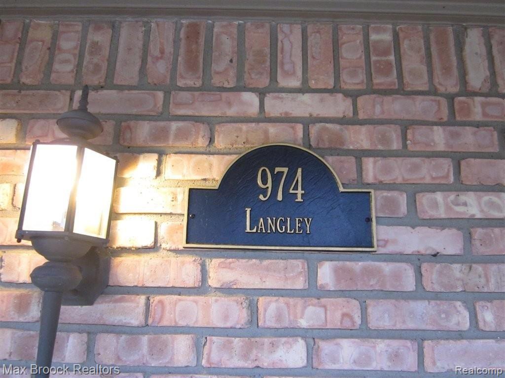 974 Langley Road Rochester, MI 48309 - Photo 2 of 8 Langley