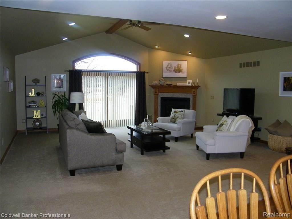 3582 North Mill Road Dryden, MI 48428 - Photo 17 of 38 100_3299.jpg