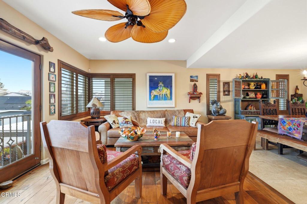 137 Fillmore Avenue Oxnard, CA 93035 - Photo 21 of 73 a dining room with furniture and wooden floor