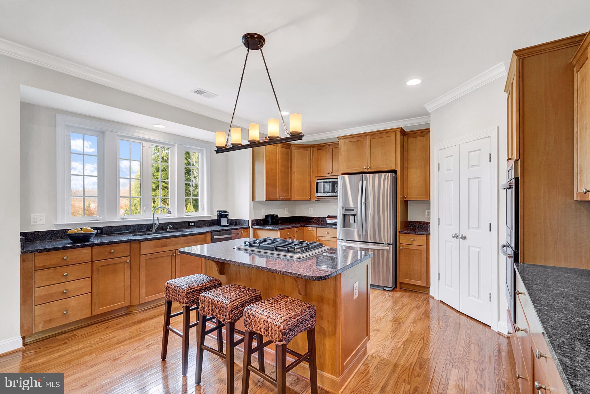 529 Malcolm Road Northwest Vienna, VA 22180 - Photo 12 of 30 Center island, gas cooktop w/downdraft