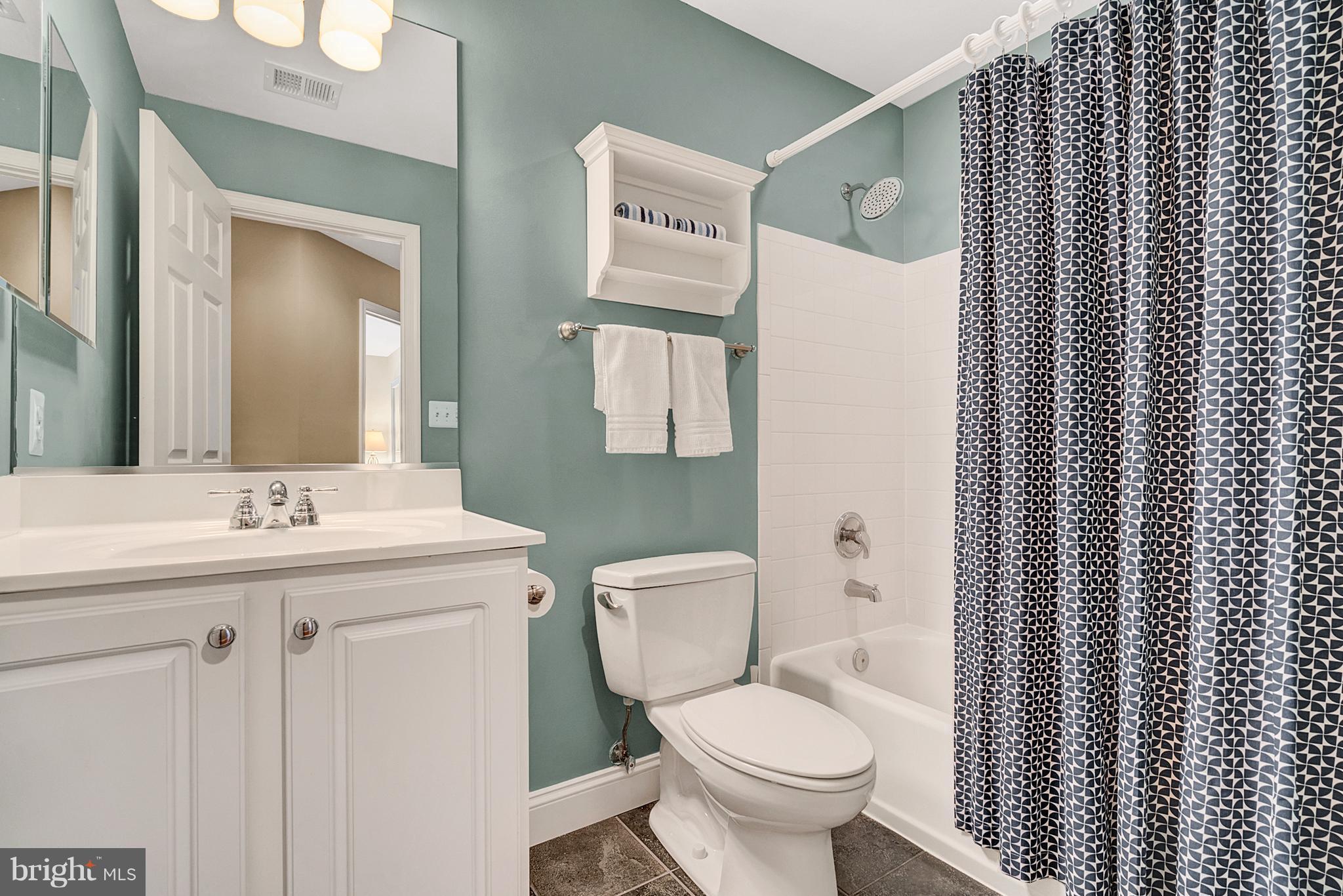 529 Malcolm Road Northwest Vienna, VA 22180 - Photo 22 of 30 Hall bath for bedroom 3