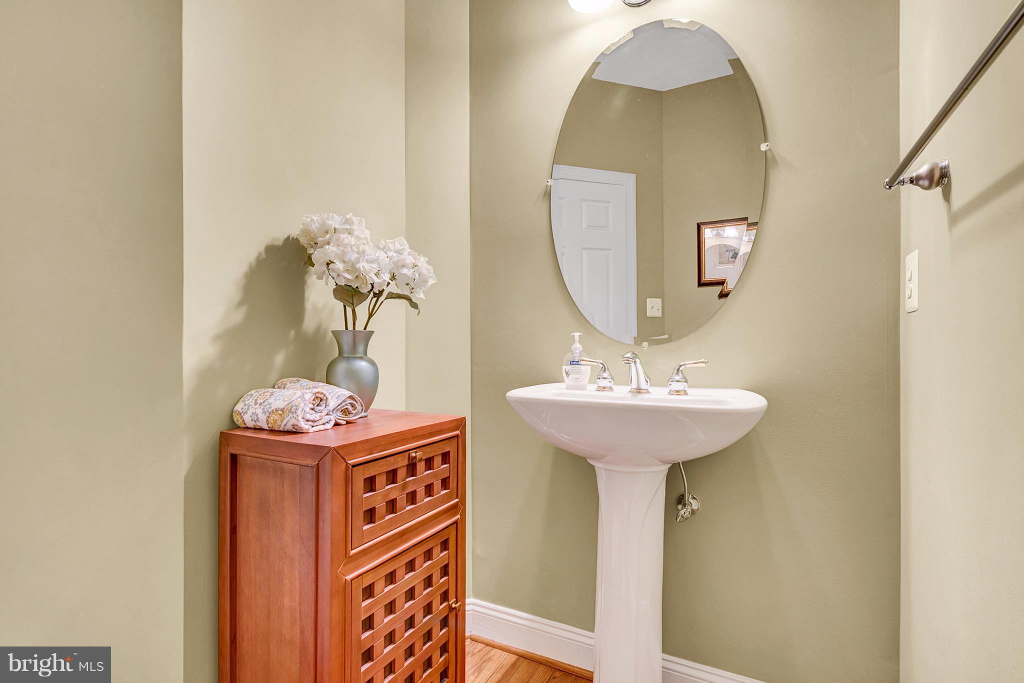 529 Malcolm Road Northwest Vienna, VA 22180 - Photo 7 of 30 Main level powder room