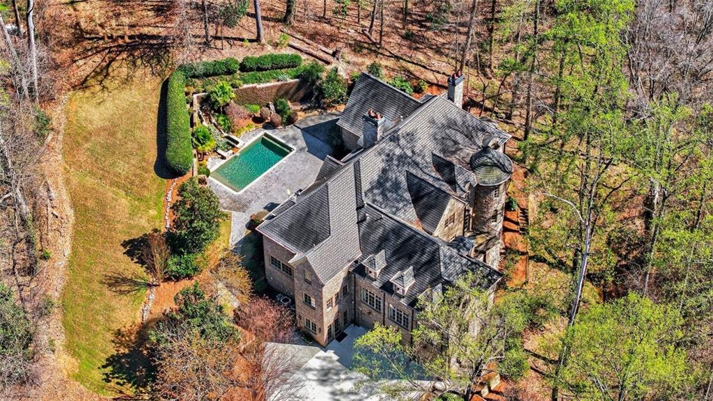 115 Mount Paran Ridge Atlanta, GA 30327 - Photo 2 of 92