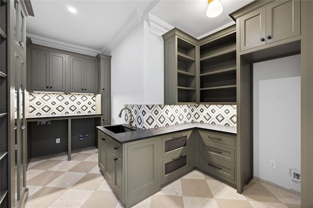 115 Mount Paran Ridge Atlanta, GA 30327 - Photo 29 of 92