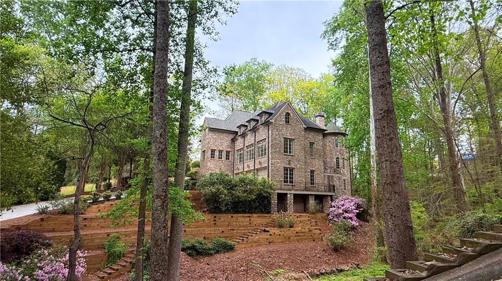 115 Mount Paran Ridge Atlanta, GA 30327 - Photo 5 of 92