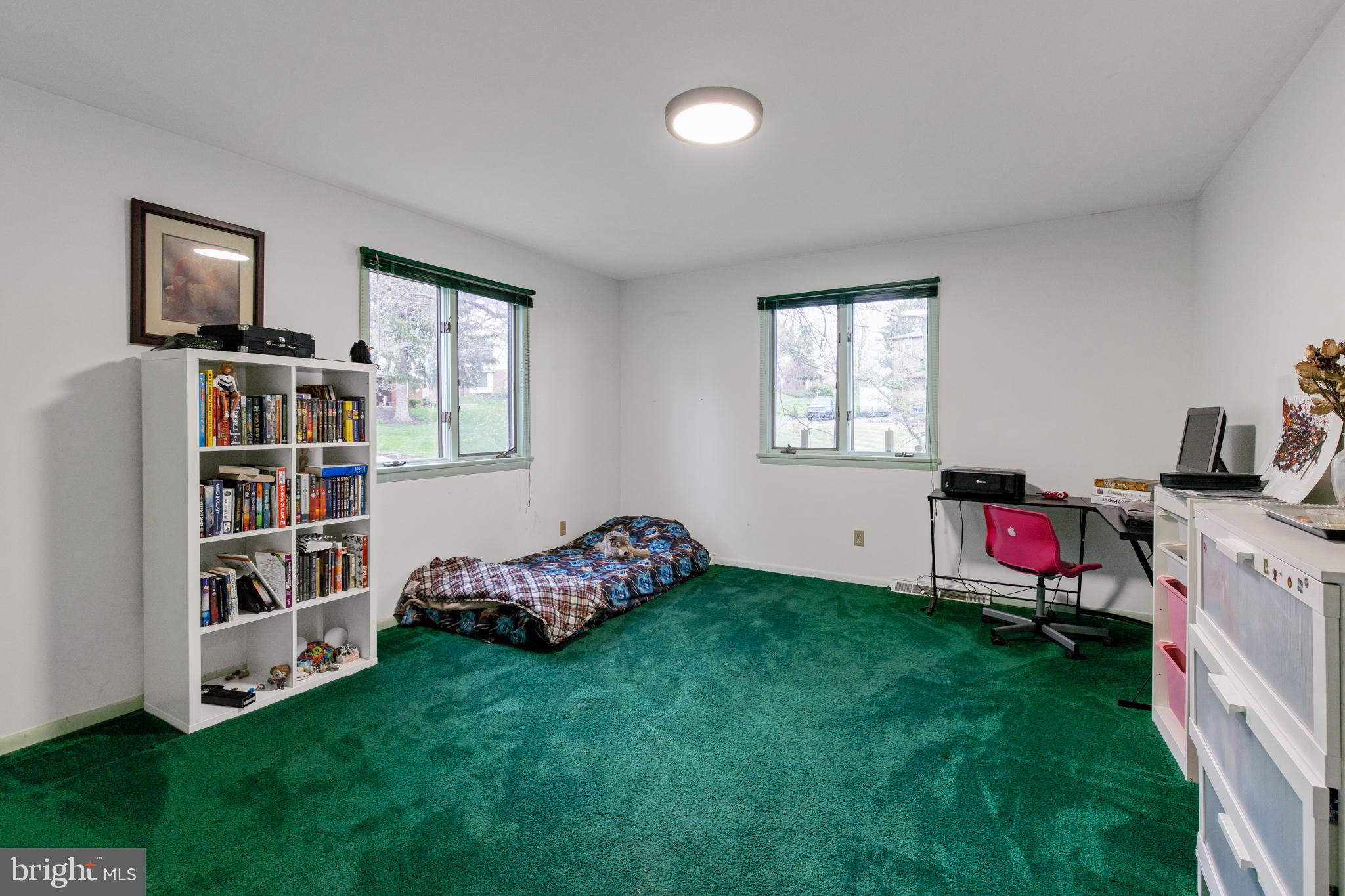 3160 Round Hill Road York, PA 17402 - Photo 17 of 38 Gallery Image 17