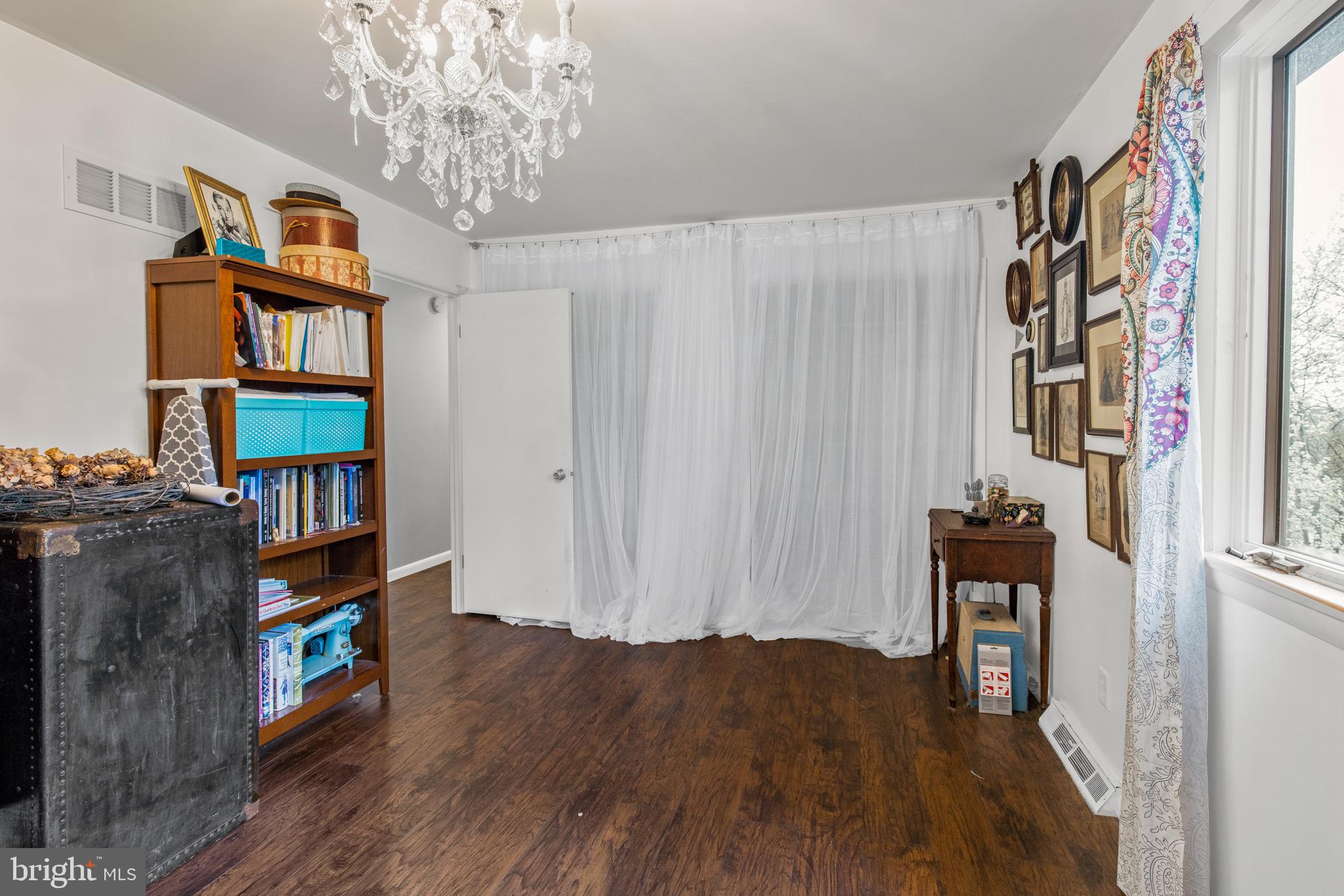 3160 Round Hill Road York, PA 17402 - Photo 20 of 38 Gallery Image 20