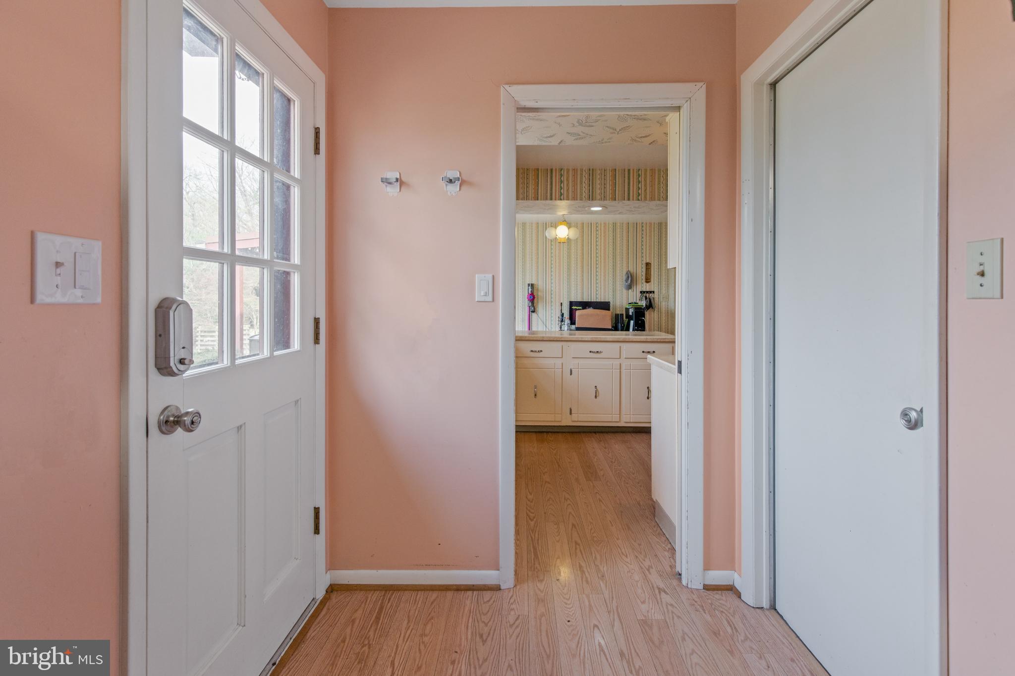3160 Round Hill Road York, PA 17402 - Photo 28 of 38 Gallery Image 28