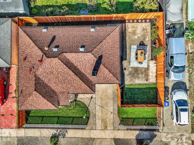 $885,000 | 7007 Manila Avenue, El Cerrito, CA 94530