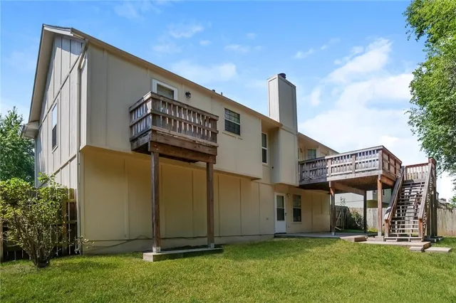 $2,215 | 1108 Park Drive, Greenwood, MO 64034