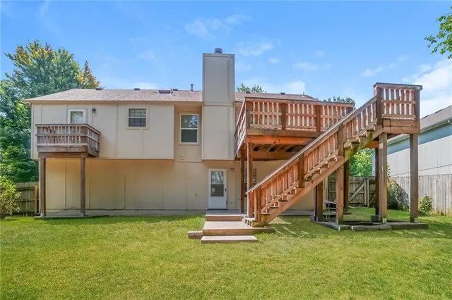 $2,215 | 1108 Park Drive, Greenwood, MO 64034