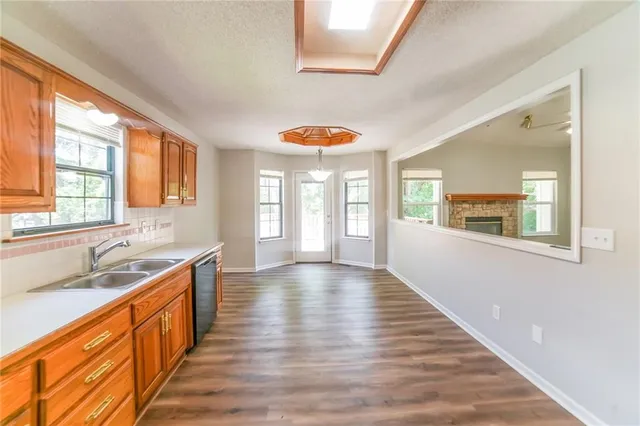 $2,215 | 1108 Park Drive, Greenwood, MO 64034