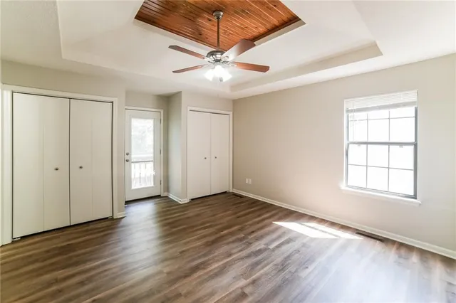 $2,215 | 1108 Park Drive, Greenwood, MO 64034