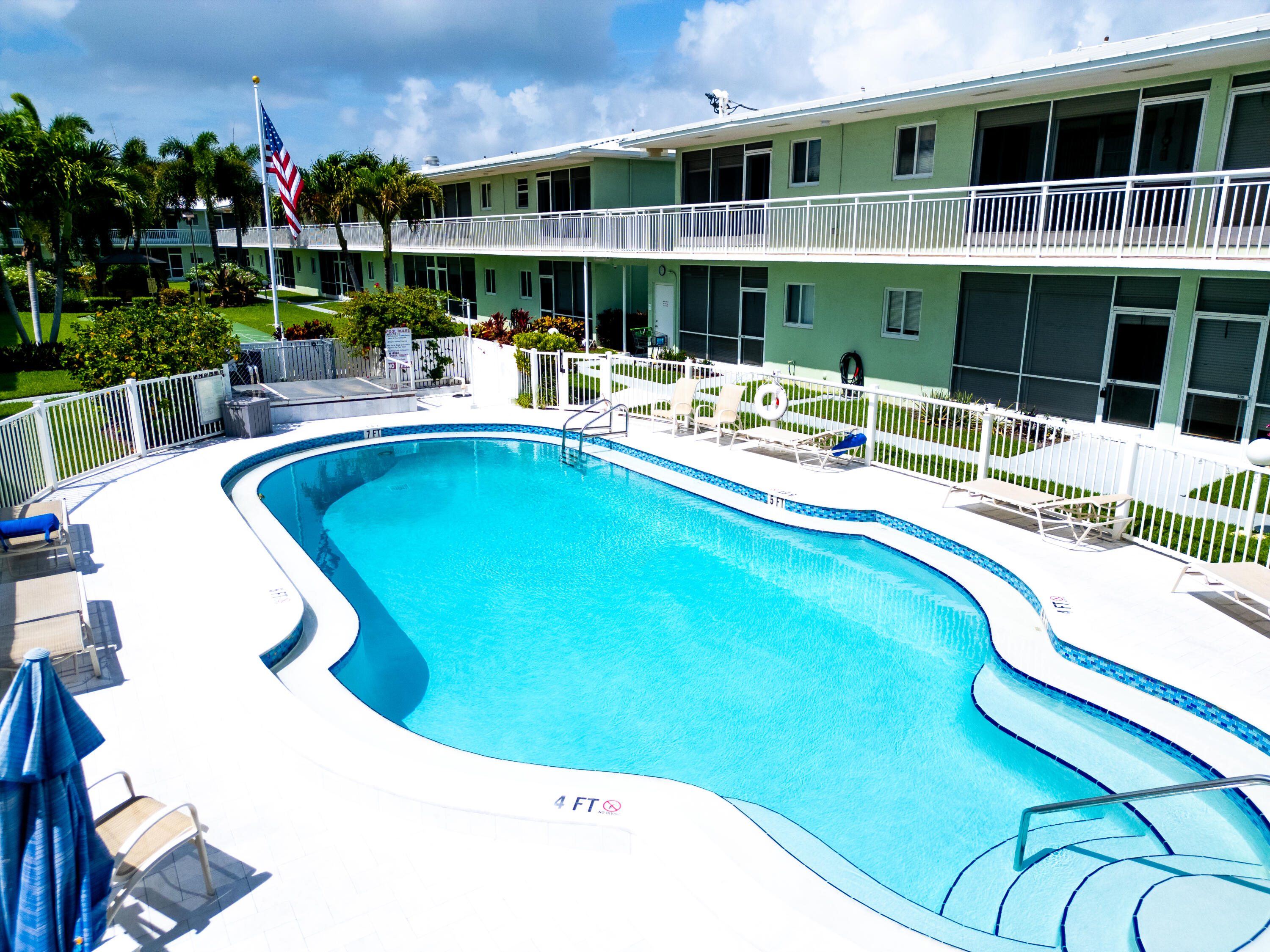 2100 Northeast 38th Street, Unit 141 Lighthouse Point, FL 33064 - Photo 10 of 12 DJI_0997