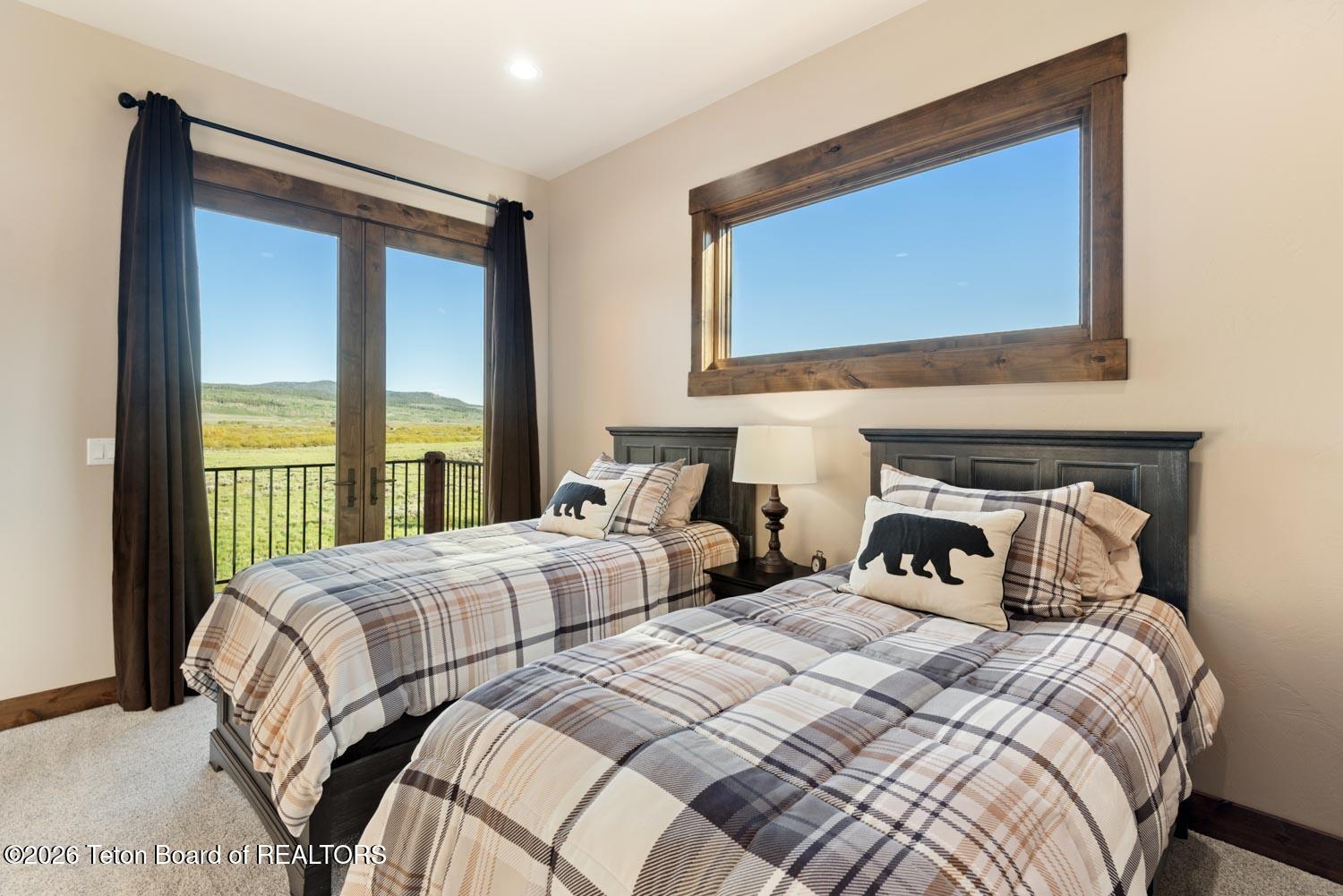 29 White Point Road Cora, WY 82925 - Photo 50 of 102 South bedroom suite