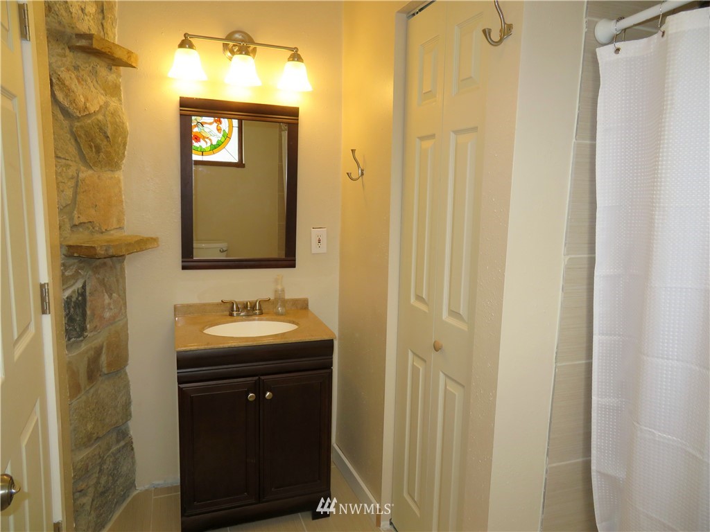 576 Customs Road Curlew, WA 99118 - Photo 11 of 23 Gallery Image 11