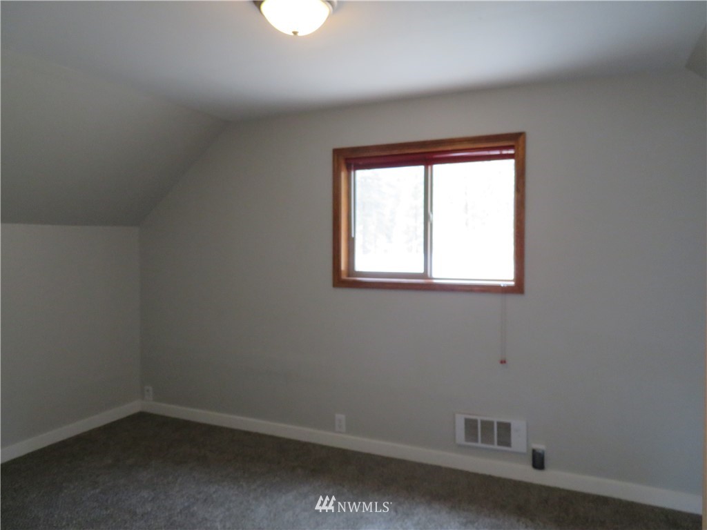 576 Customs Road Curlew, WA 99118 - Photo 13 of 23 Gallery Image 13