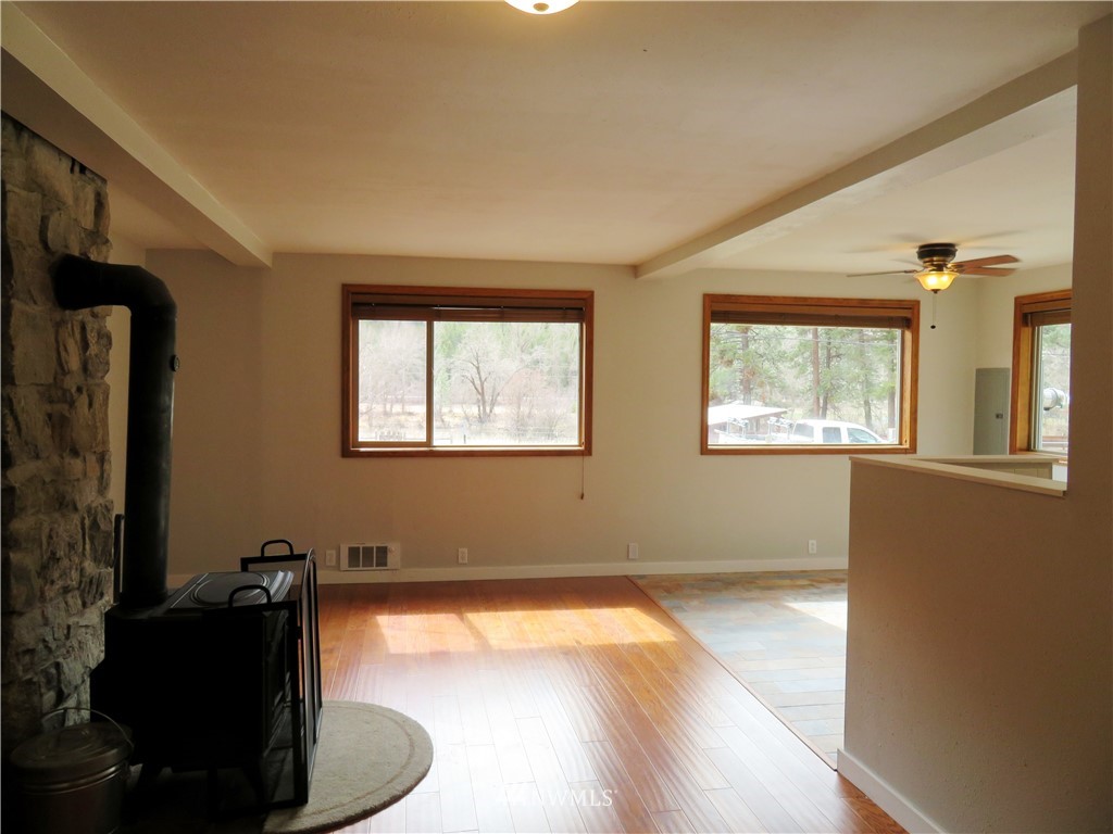 576 Customs Road Curlew, WA 99118 - Photo 8 of 23 Gallery Image 8