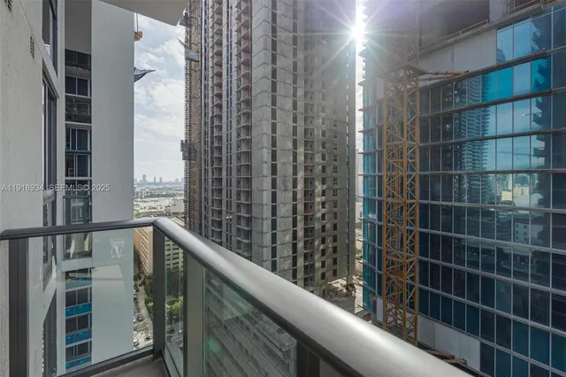 $430,000 | 11 Northeast 6th Street, Unit 2206, Miami, FL 33132