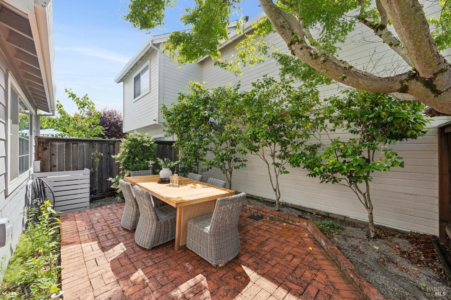 154 Ignacio Valley Circle Novato, CA 94949 - Photo 22 of 43