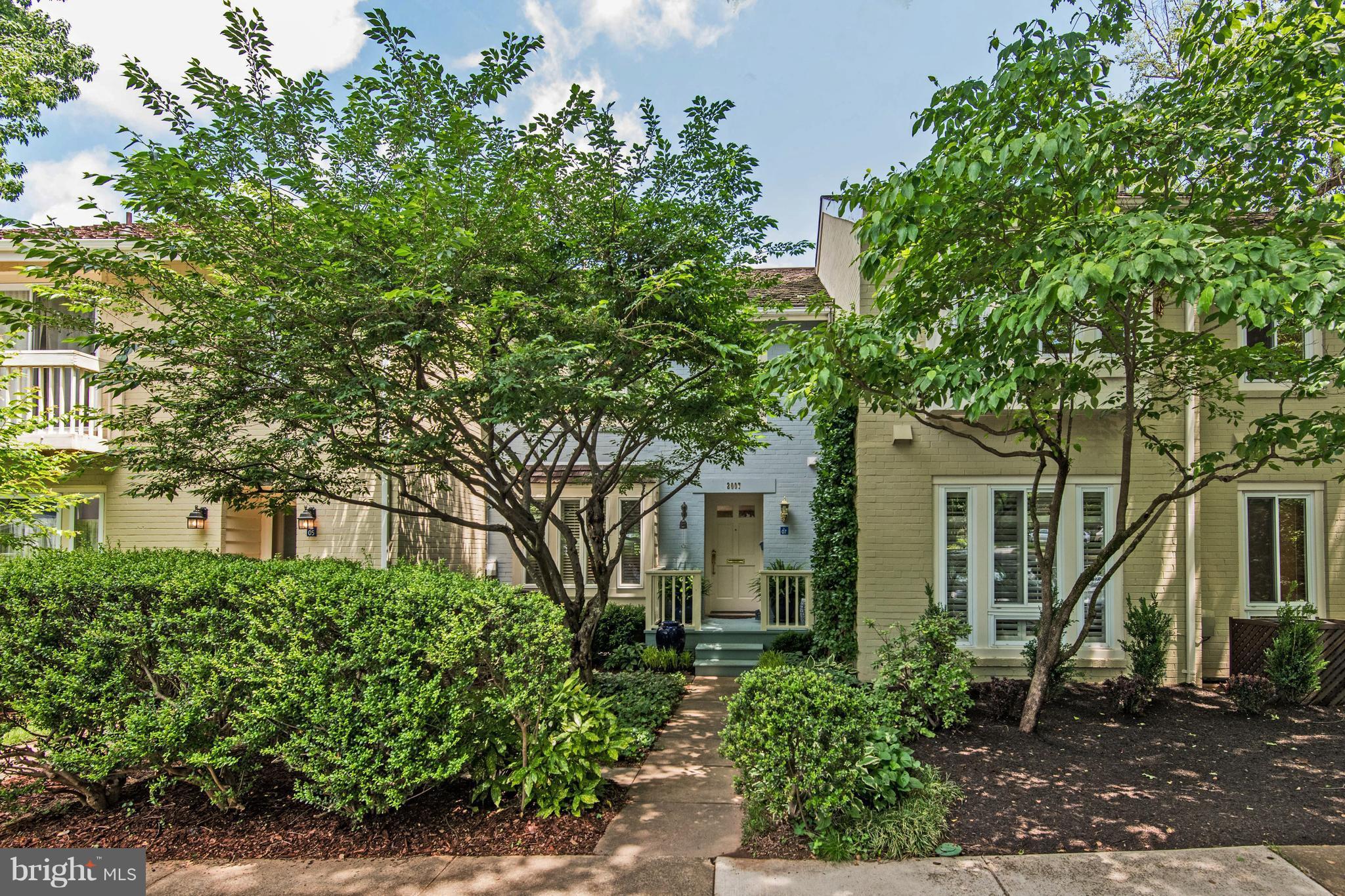 2007 Chadds Ford Drive Reston, VA 20191 - Photo 2 of 30 Exterior (Front)
