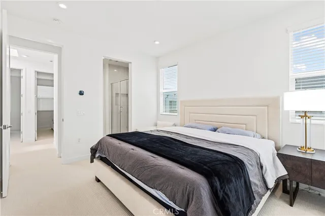 $1,095,000 | 609 South Lyon Street, Santa Ana, CA 92705