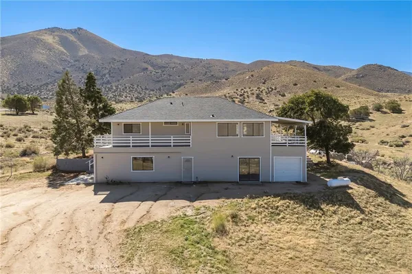 $359,990 | 4921 Bella Vista Drive, Weldon, CA 93283
