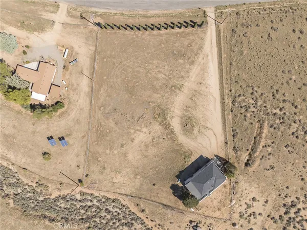 $359,990 | 4921 Bella Vista Drive, Weldon, CA 93283