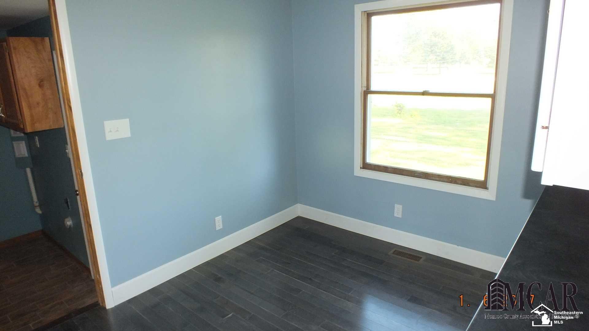 13751 South Custer Road Dundee, MI 48131 - Photo 15 of 26