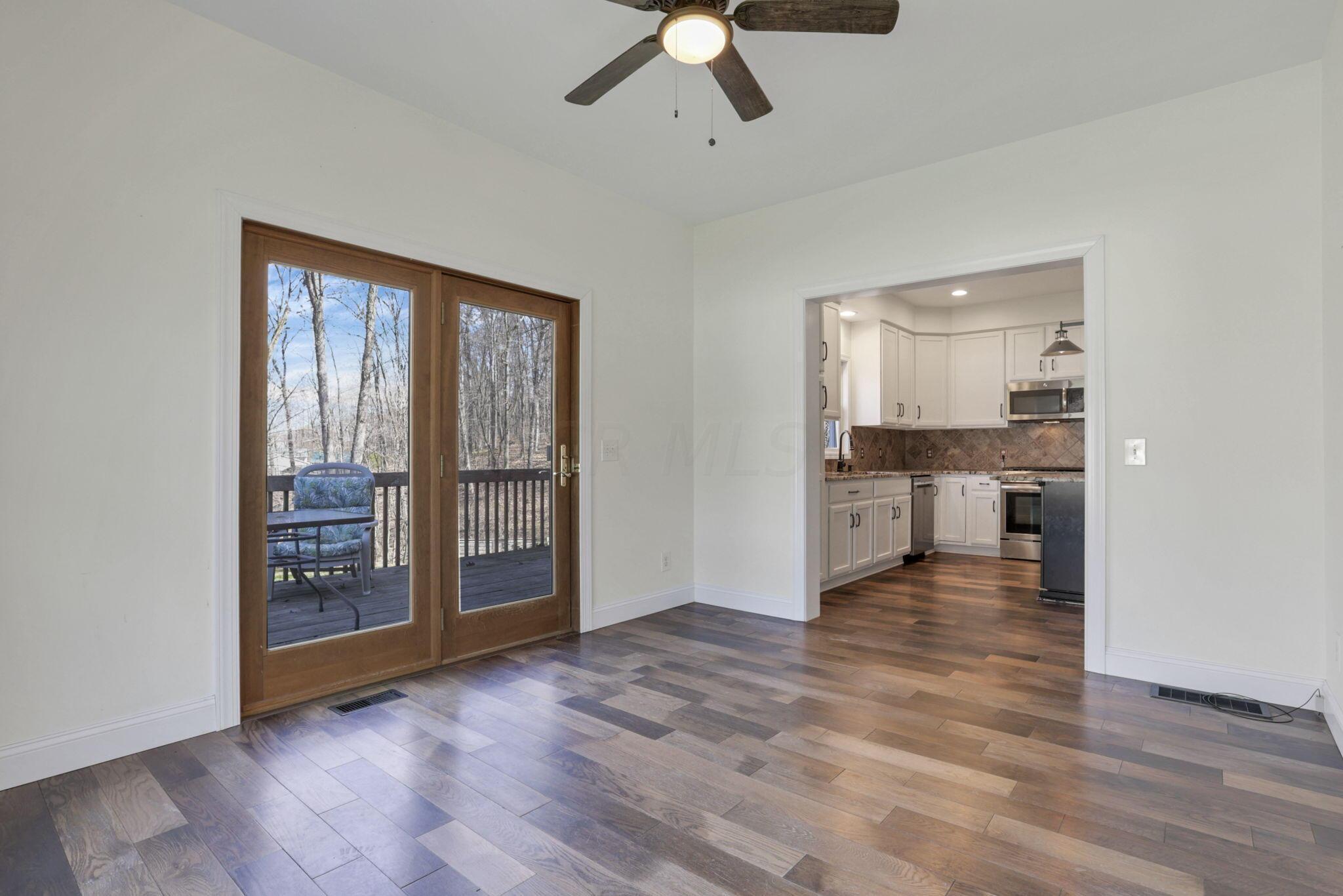 5137 Pleasant Chapel Road Southeast Newark, OH 43056 - Photo 17 of 77 Family room