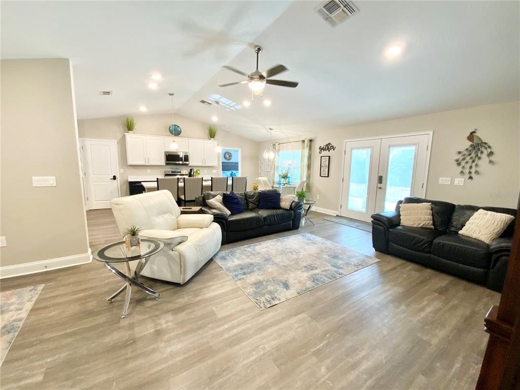 692 Howard Road Auburndale, FL 33823 - Photo 6 of 59