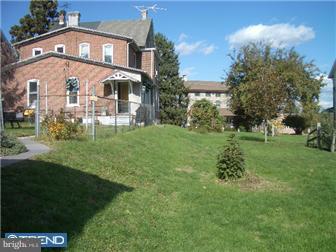124 Bridge Street Spring City, PA 19475 - Photo 8 of 9 Exterior Back