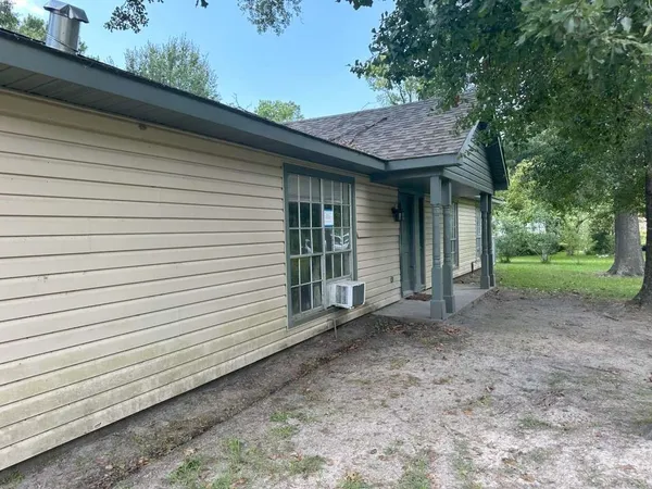 $155,999 | 537 Tree Line Drive, Onalaska, TX 77360