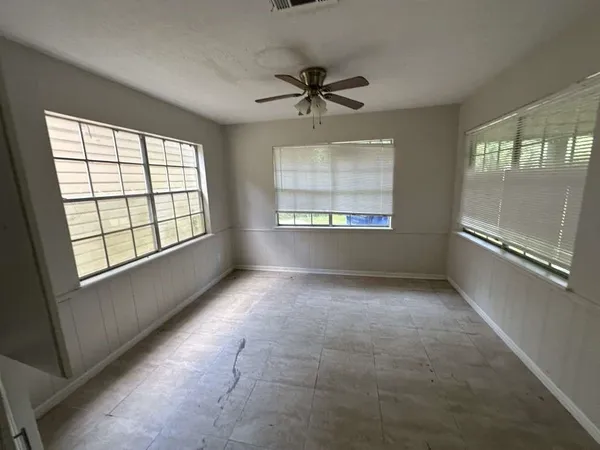 $155,999 | 537 Tree Line Drive, Onalaska, TX 77360