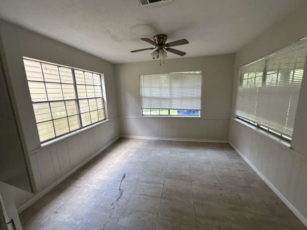 537 Tree Line Drive Onalaska, TX 77360 - Photo 9 of 17