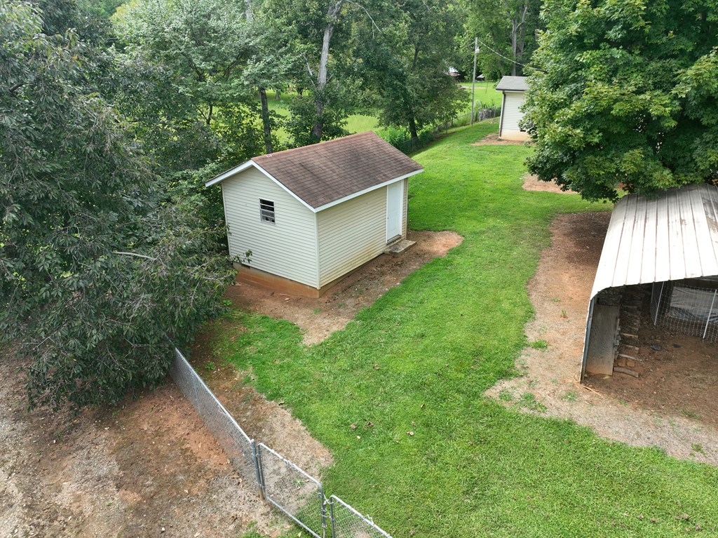 903 Village Road Hiawassee, GA 30546 - Photo 4 of 59