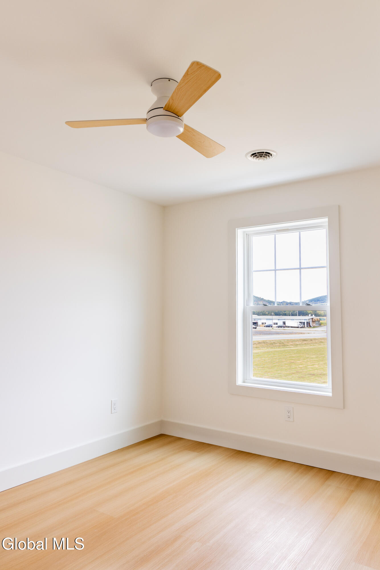 133 Marjorie Lane, Unit 1 Middleburgh, NY 12122 - Photo 38 of 47 133-1_0015