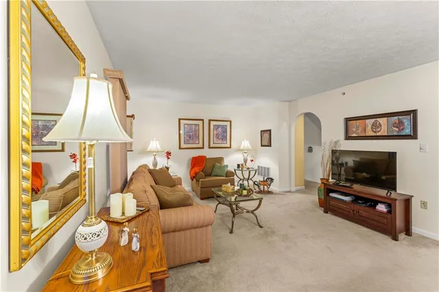 $255,000 | 2118 Shawnee Drive, Washington, PA 15301