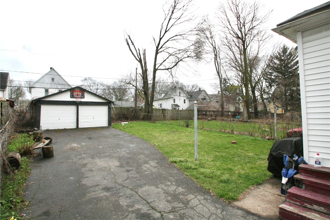 49 Mazda Terrace Rochester, NY 14621 - Photo 3 of 17