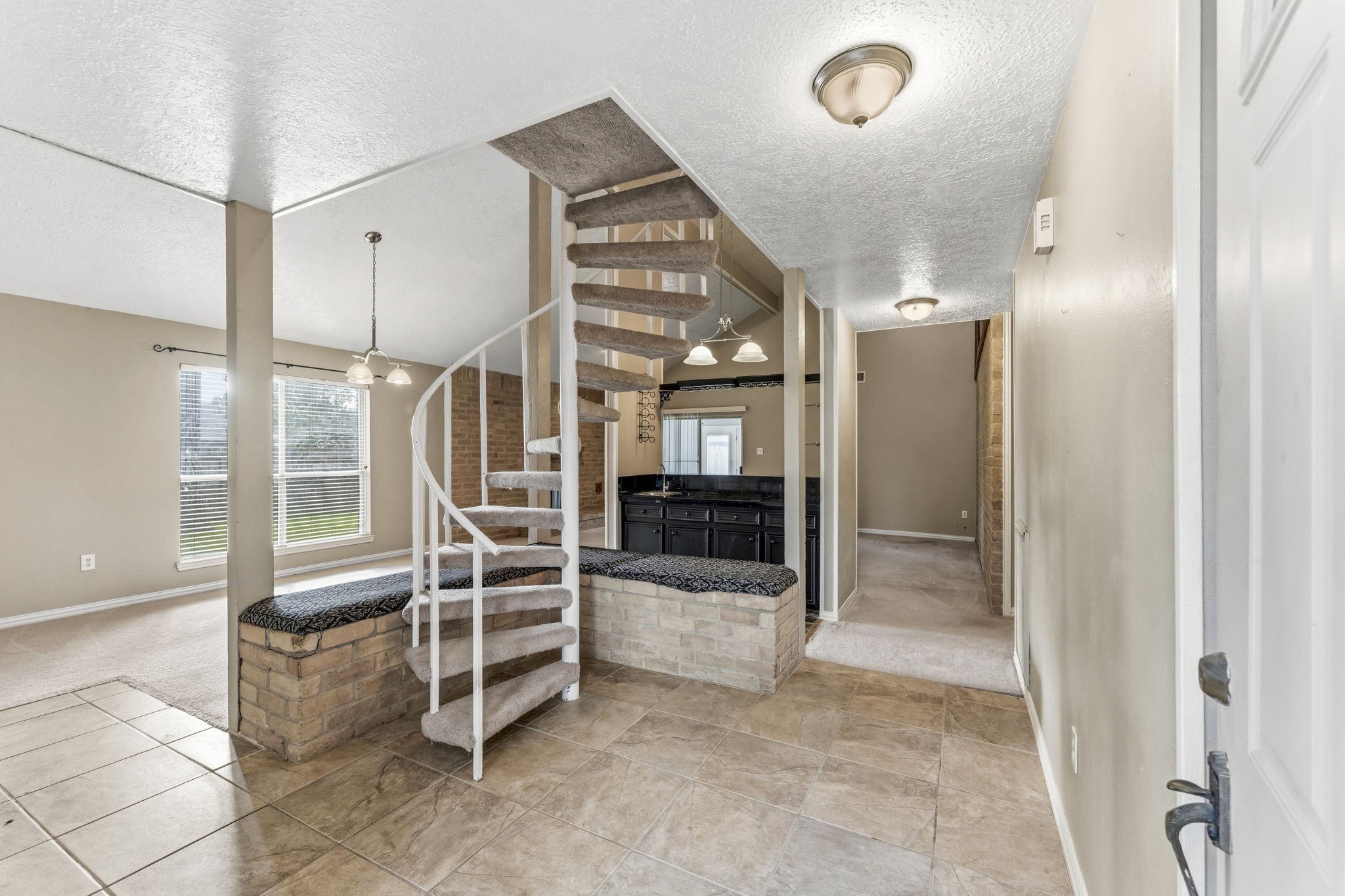 2718 Knollbrook Lane Spring, TX 77373 - Photo 7 of 48