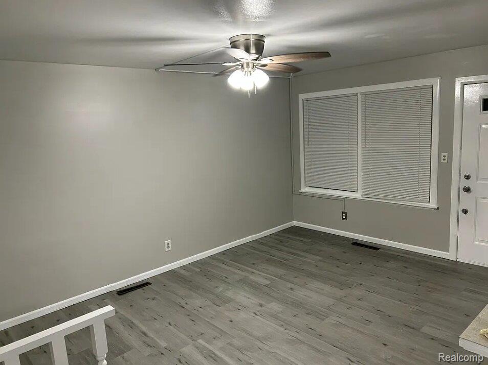 5825 Branch Road Flint, MI 48506 - Photo 8 of 23