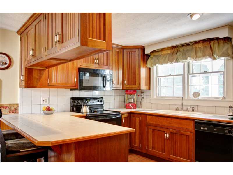 9 Old W Wrentham Road Cumberland, RI 02864 - Photo 4 of 25 Kitchen.