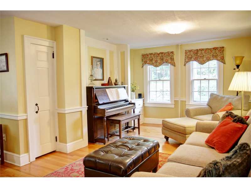 9 Old W Wrentham Road Cumberland, RI 02864 - Photo 6 of 25 Living Room.